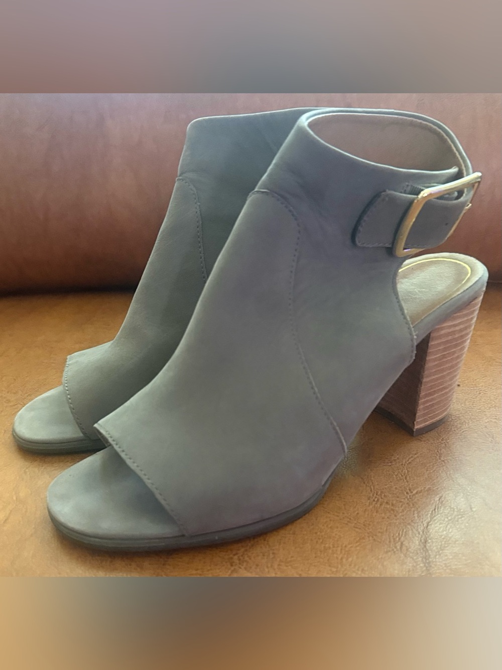 Vionic Blakely Grey Leather Open Toe Slingback Block Heel Booties Size 8.5 - Picture 2 of 11